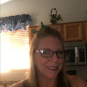 Meet your Posher, Christine